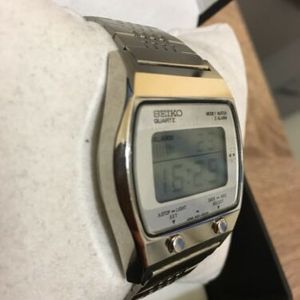 SEIKO A021-5000 LCD Alarm Watch - 1977 - Fantastic Condition