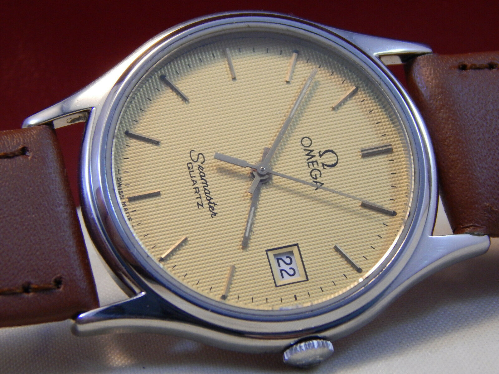 Stunning Vintage 1980s Omega Seamaster Quartz Calibre 1430 Mens