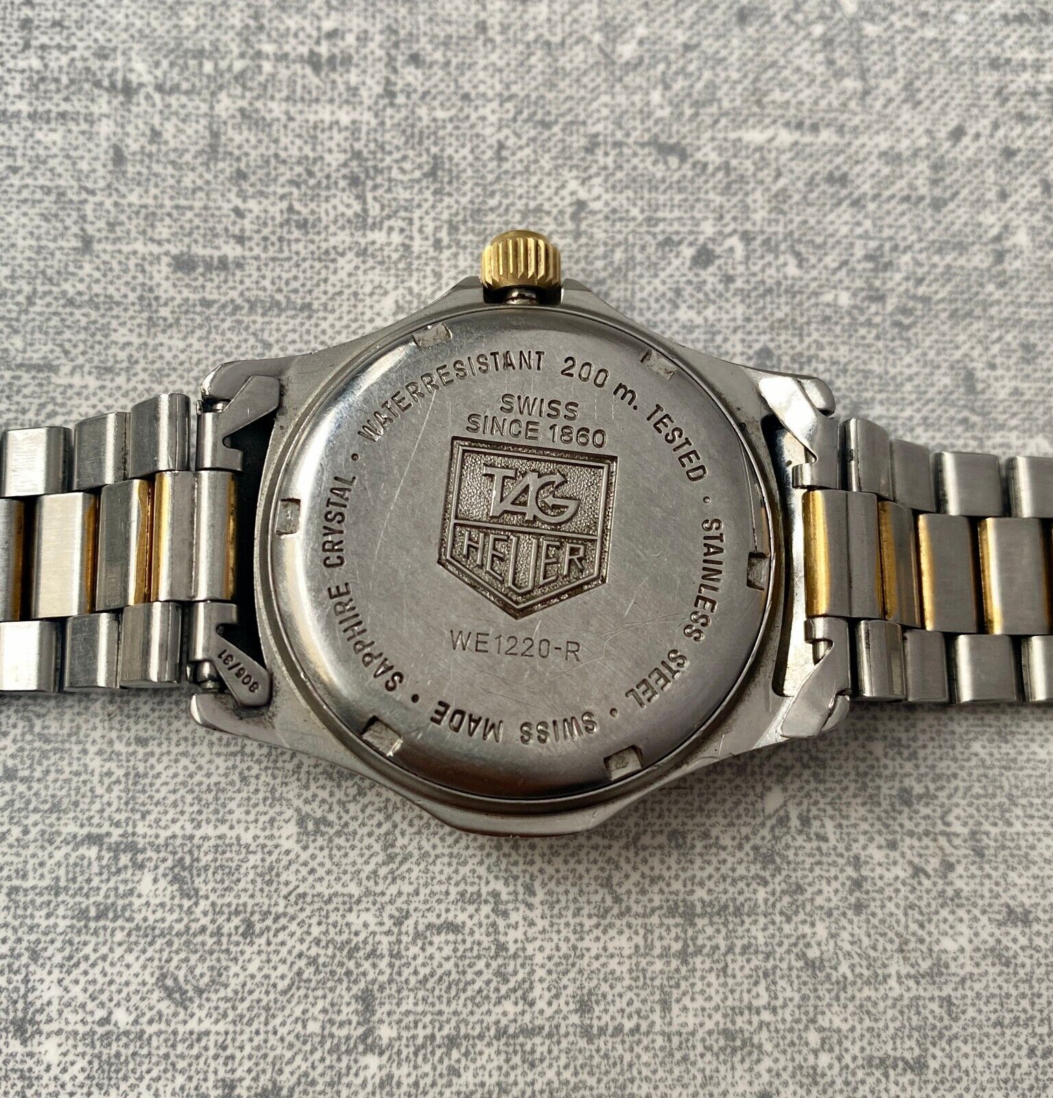 Vintage TAG Heuer Professional Watch 200 Meters Quartz 3.94 Ref