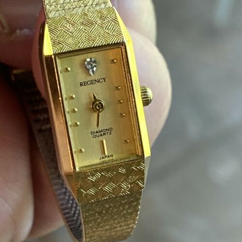 VNTG REGENCY Diamond Quartz Ladies 7110 Gold Tone Watch  display picture 1