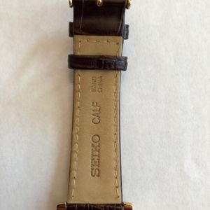WTS] Seiko SUP896 gold-tone, solar-quartz, Tank-style dress watch |  WatchCharts
