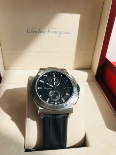 Salvatore Ferragamo GRANTURISMO SS Men s Watch FFJ030017 Rubber Band Swiss Made WatchCharts