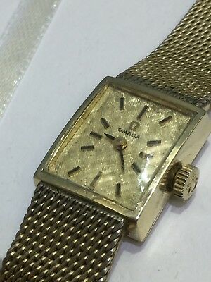 VINTAGE OMEGA 14K GOLD FILLED CASE SWISS 17 JEWELS MANUAL WIND