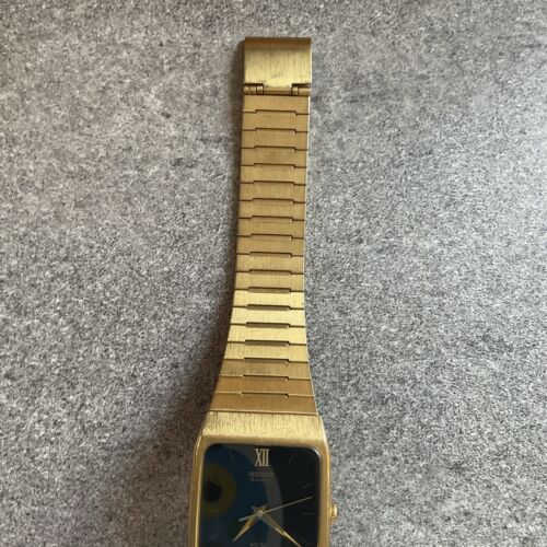 Seiko SX Watch Mens Gold Tone Tank 5Y95-5000 Adjustable Band 26mm