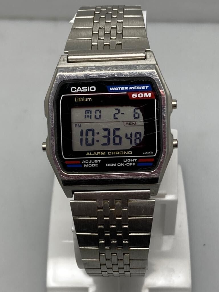 Vintage Casio Men Watch 549 fashion W-38 Quartz Alarm Chrono 50M