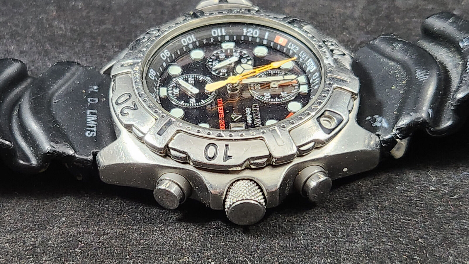 Citizen Eco-Drive Divers 200m B740-H28256 B741-S012805 Aqualand