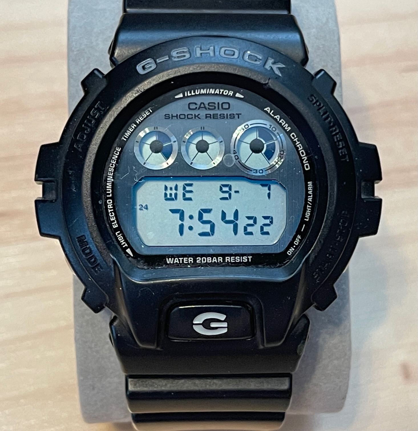 WTS] Casio G-Shock DW-6900HM-1 Metallic Silver Black Digital Watch |  WatchCharts Marketplace