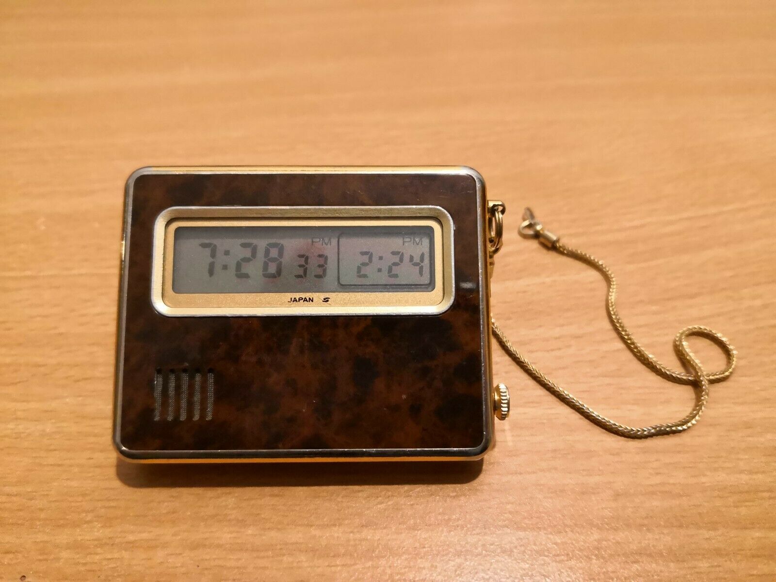 seiko 7412-003b japan vintage digital pocket travel alarm watch
