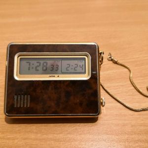 seiko 7412-003b japan vintage digital pocket travel alarm watch