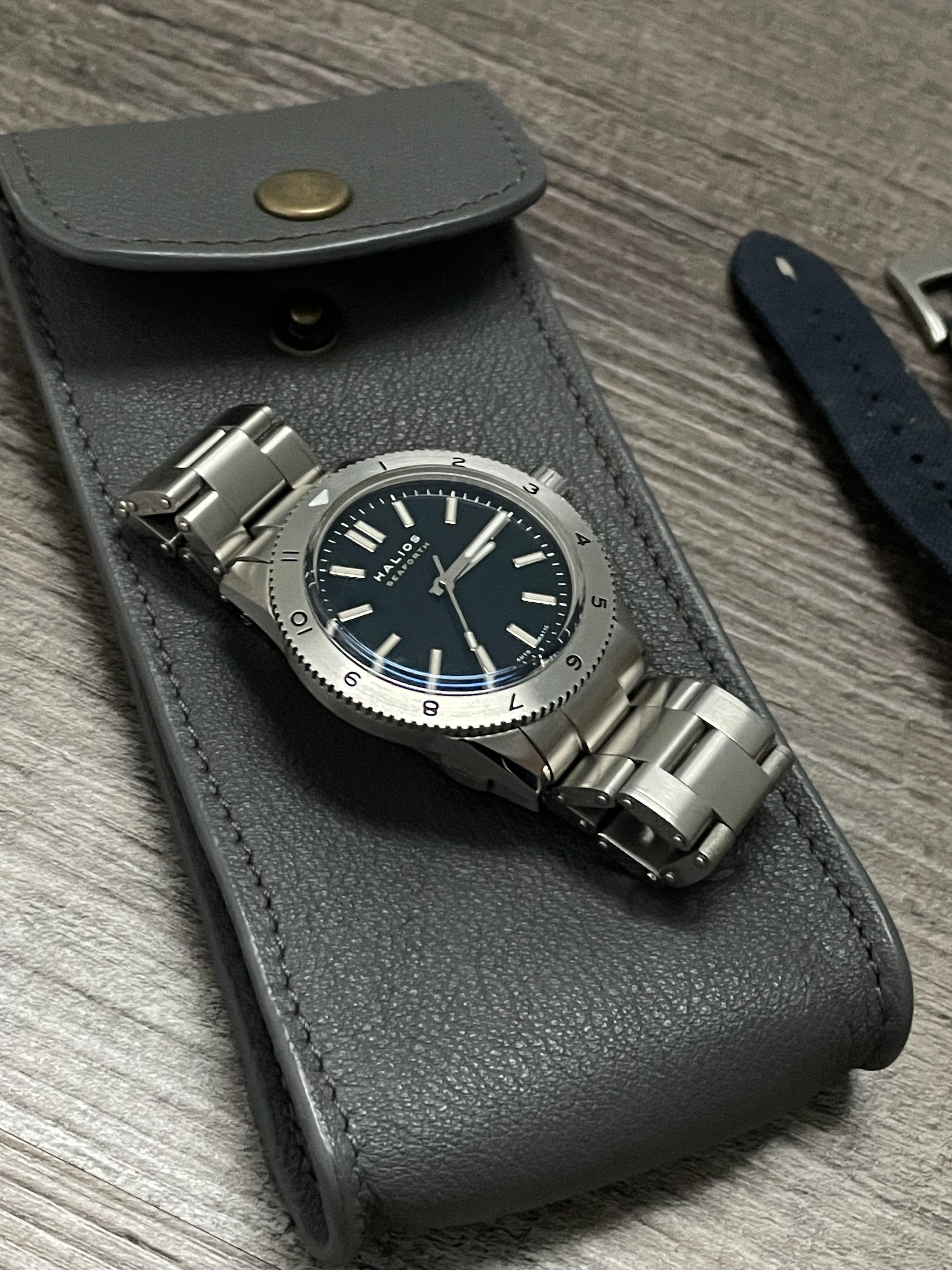 Halios] Universa - aren't microbrands (not all of them, I know, calm down)  the best value for money at a price sub 1-2K? : r/Watches