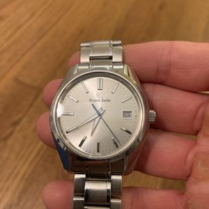 WTS] Grand Seiko SBGP001 Full Kit - $1600 (PRICE DROP) Shipped & Insured |  WatchCharts