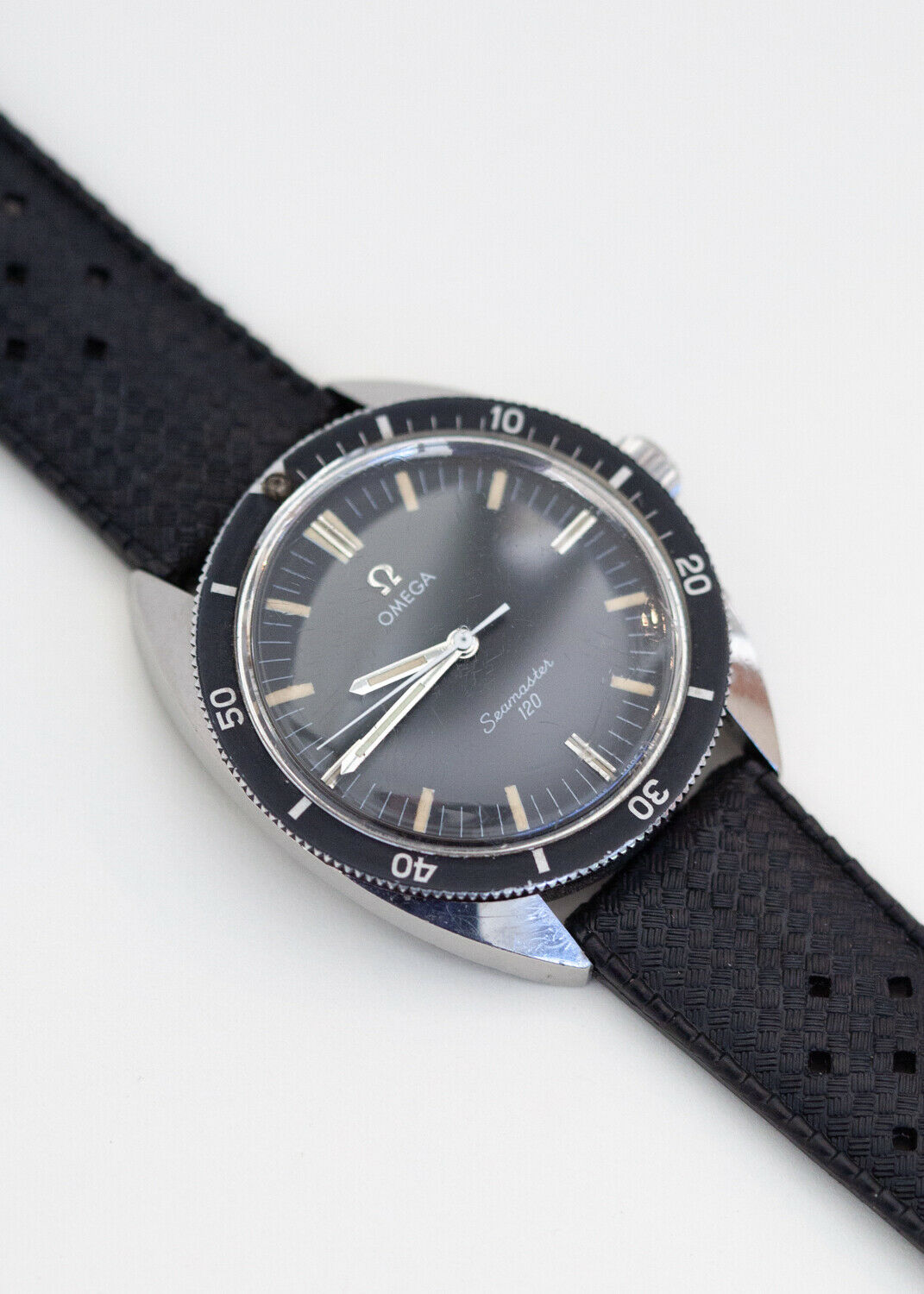 vintage 60s Omega Seamaster 120 diver watch, Incredible condition ref