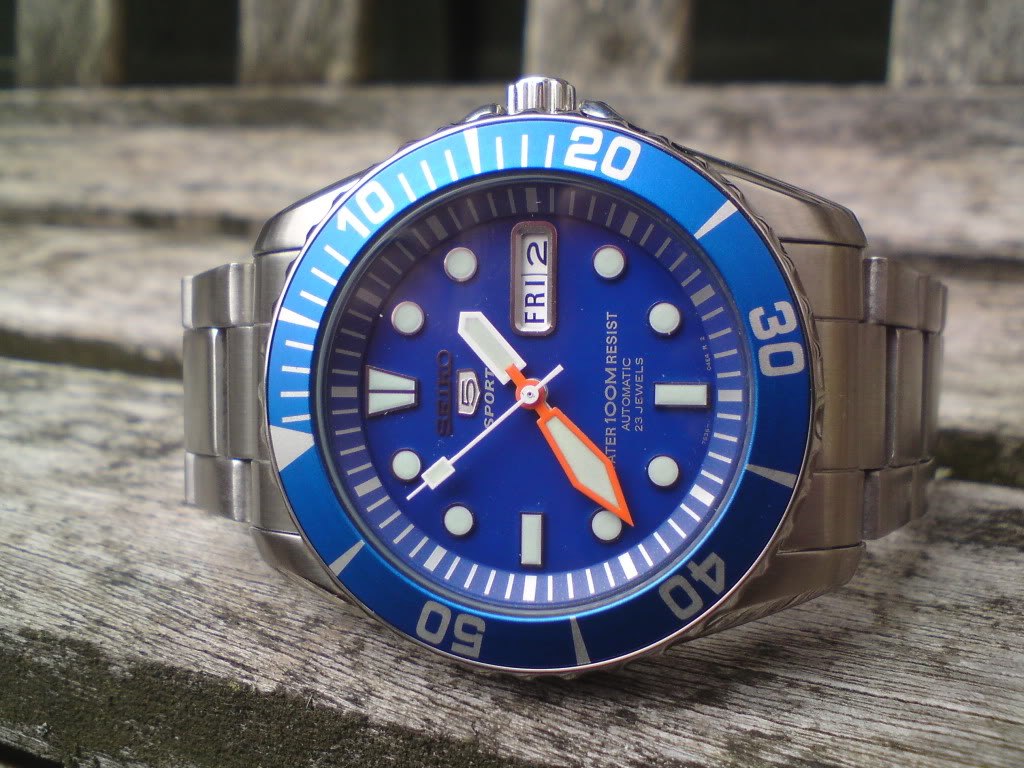 Seiko snzf13 2025