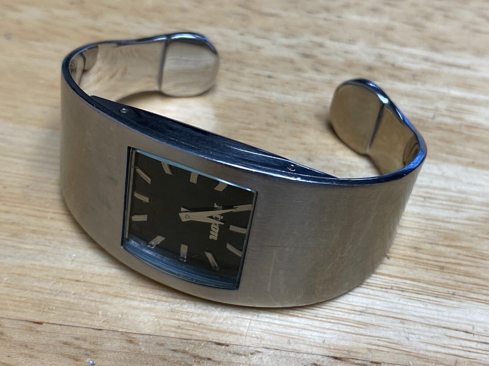 Nixon Silver Cuff Watch - The Cleo 送料無料【電池交換済】 ニクソン NIXON THE CLEO バングル  main image 3
