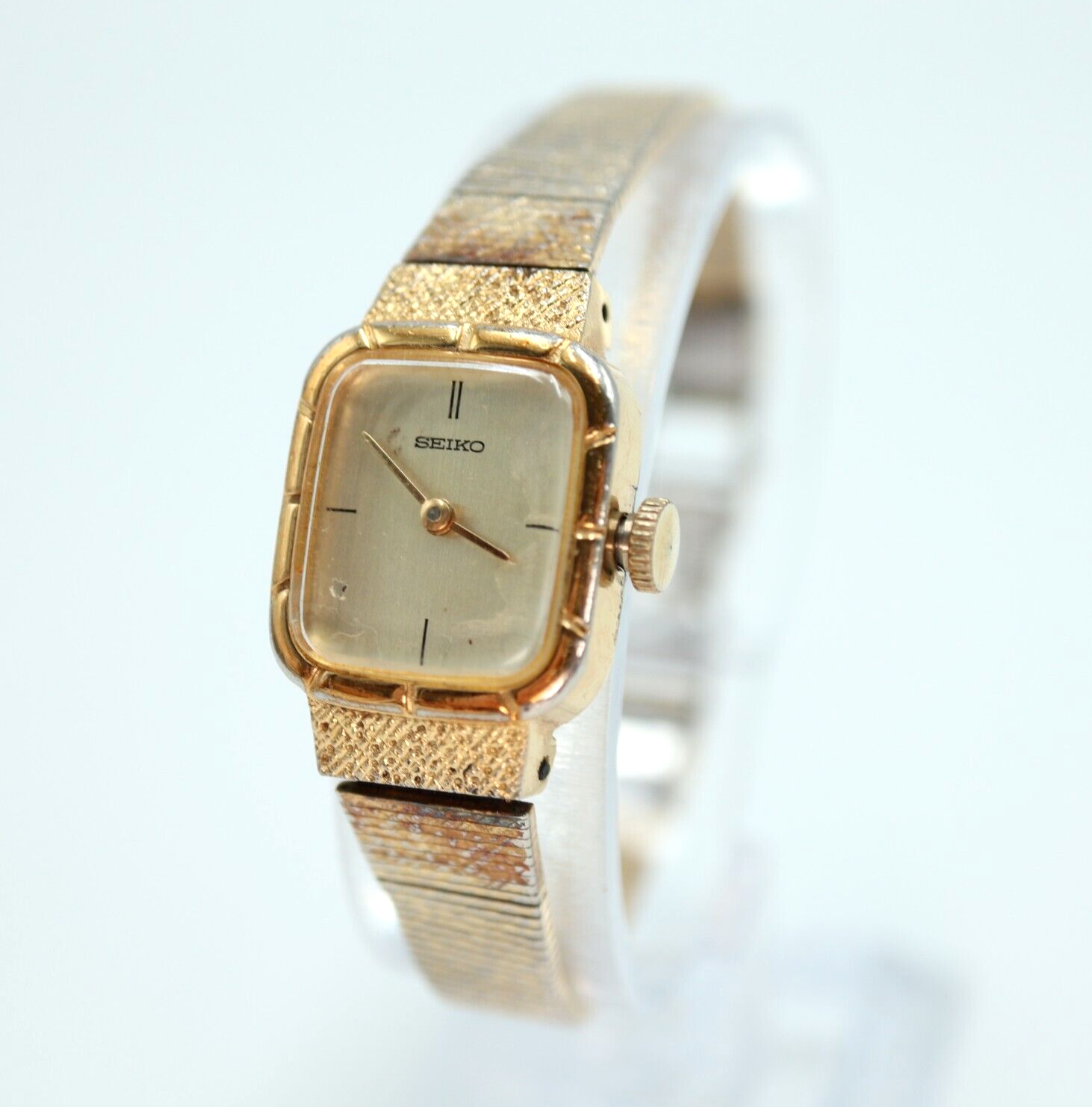 Vintage Seiko Gold Tone Mechanical Watch Womens Petite Dress  display picture 1