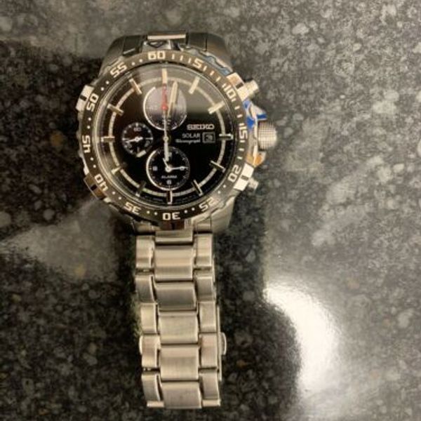 Seiko Mens Solar Chronograph Alarm Watch V172 0at0 Watchcharts 2998