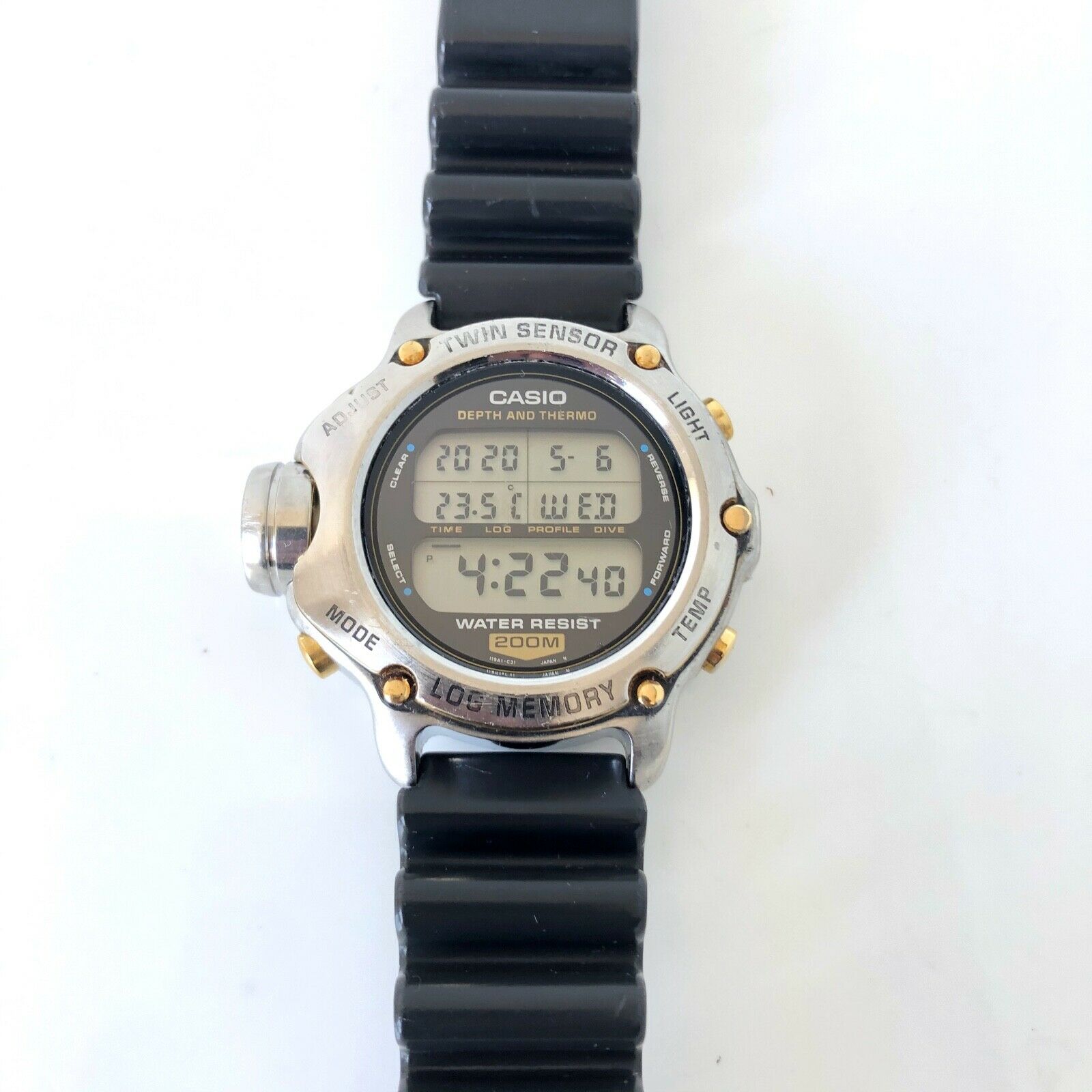 Casio DEP-600 Digital Watch Diver 200m Log Memory 971 Twin Sensor