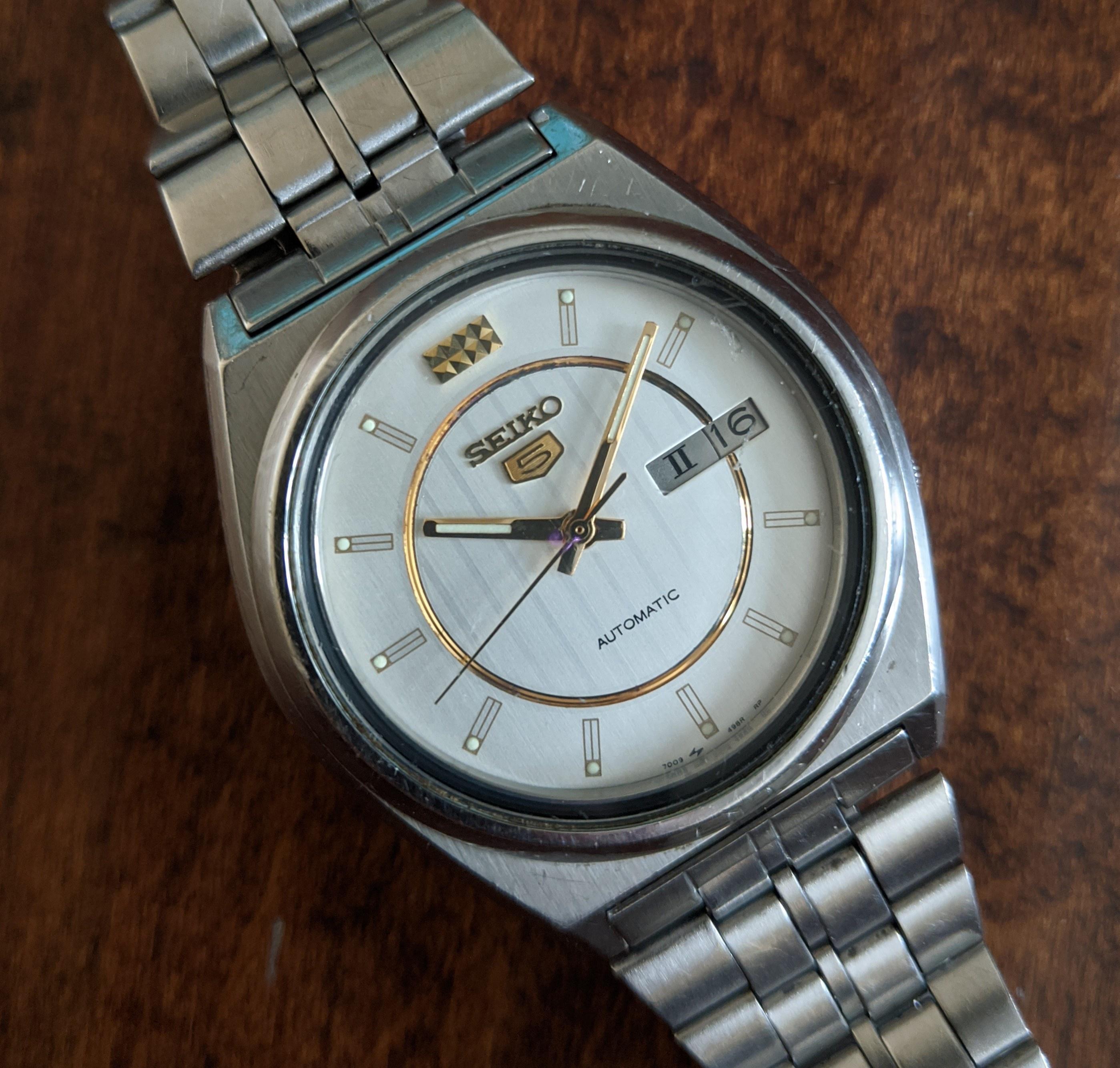 WTS] Vintage Seiko 5 Automatic 7009-876A Stainless Steel w/Bracelet,  Tapestry Dial, Day/Date | WatchCharts