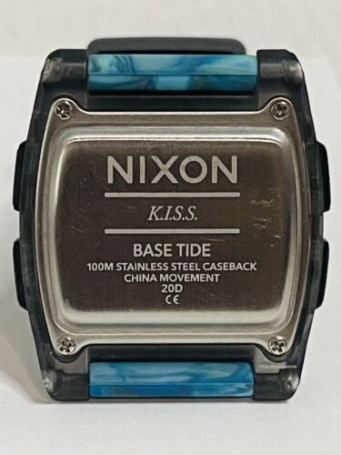 Nixon kiss hot sale base tide