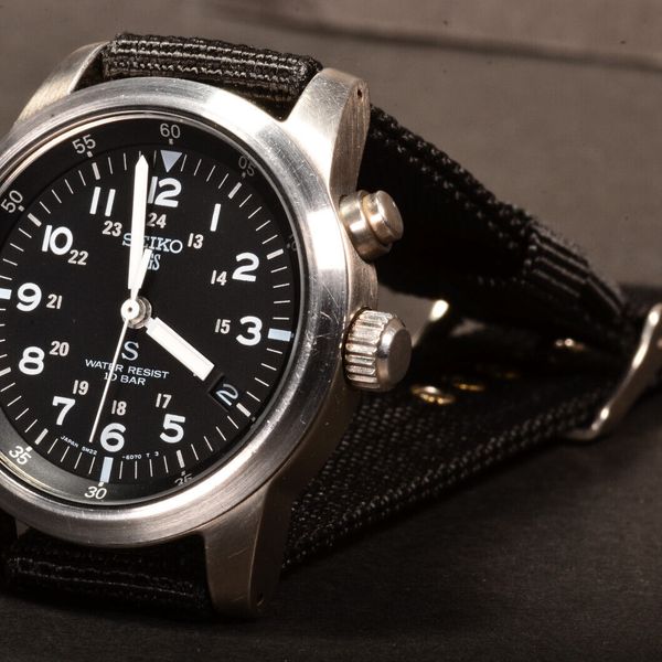 SEIKO SUS サス AGS ミリタリー文字盤　ブラック　5M22-6C20 Yahoo!オークション - SEIKO セイコー SUS サス AGS 5M22-6C20