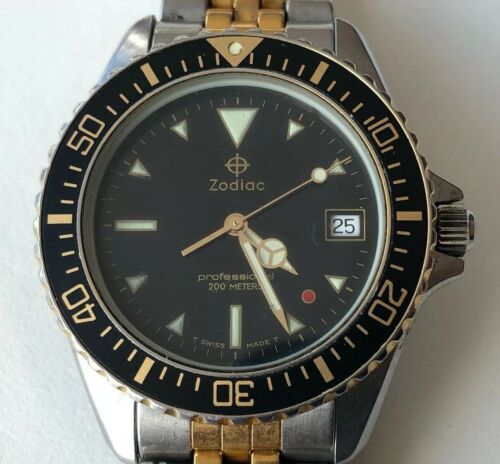 Vintage ZODIAC Red Dot Quartz Automatic Professional Diver 200m