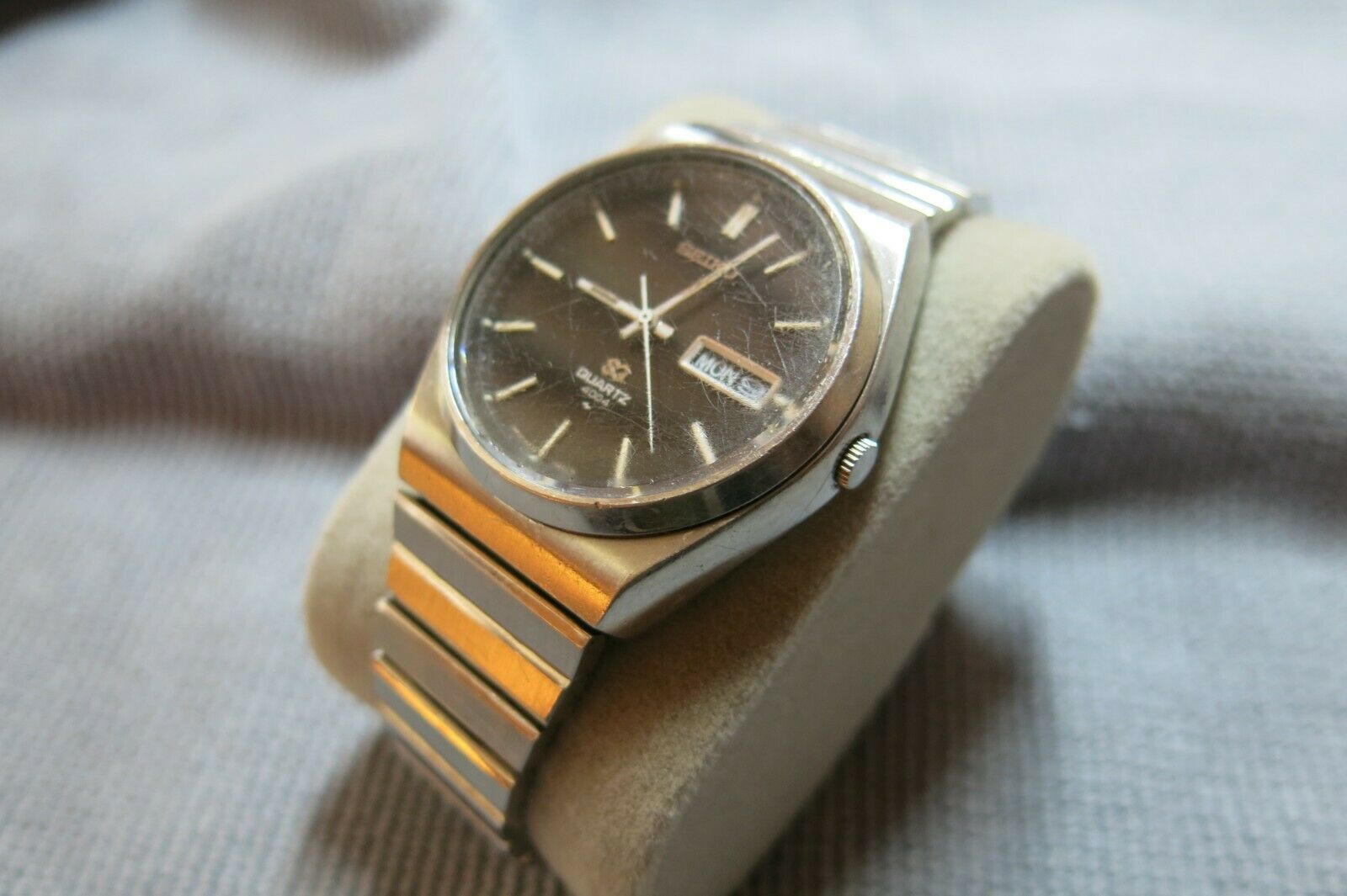 Vintage Original SEIKO SQ Quartz 4004 Men's 4633-900A Date-1976