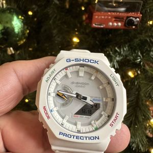 Casio White Gents G-Shock Watch mp-mgsa5-16 | WatchCharts Marketplace