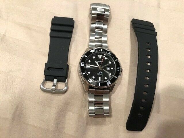 casio duro on bracelet