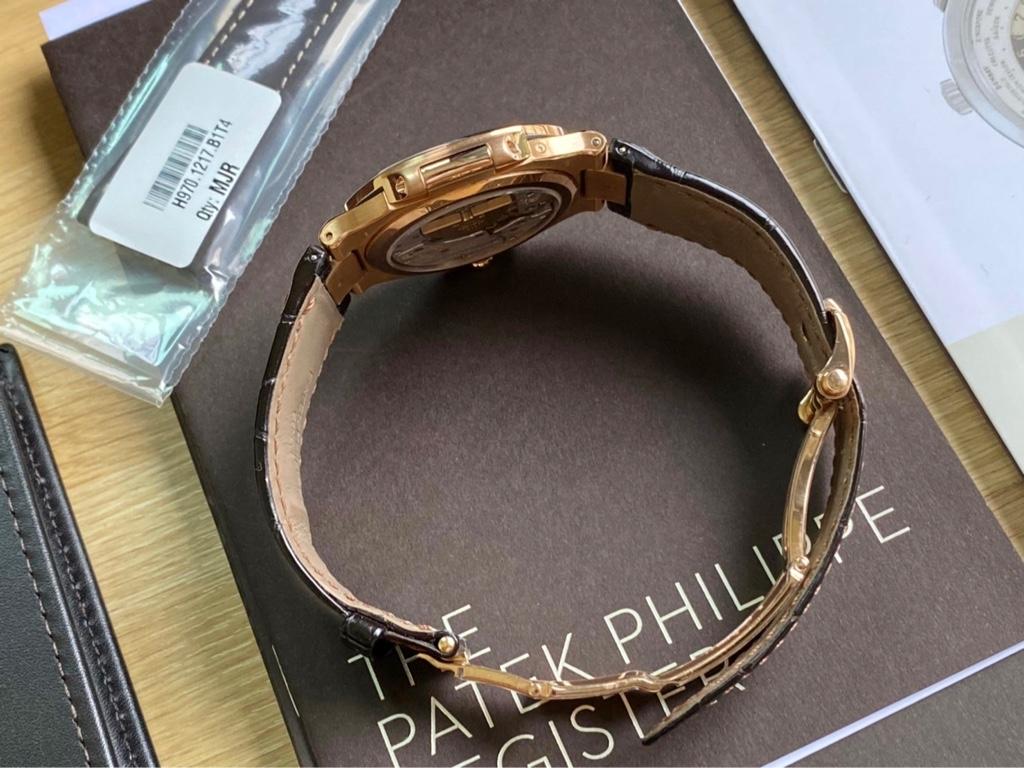 FS: Patek Philippe Nautilus Moonphase Ref: 5712R-001 – WatchPatrol