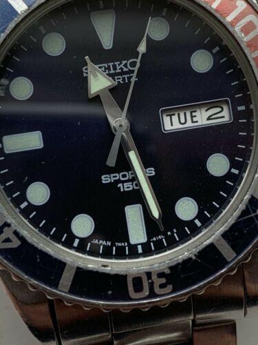 Mens Vintage Seiko Quartz Sports 150 Pepsi Divers Watch Day Date