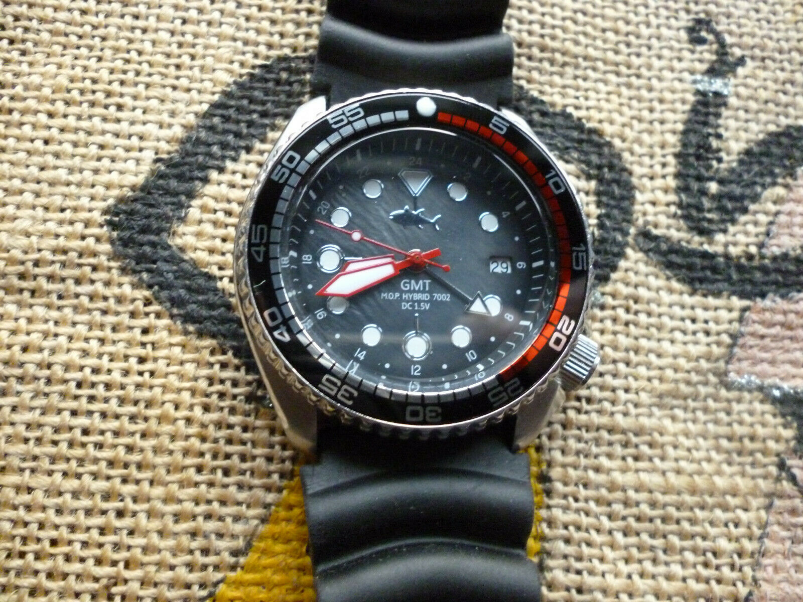 seiko hybrid 7002