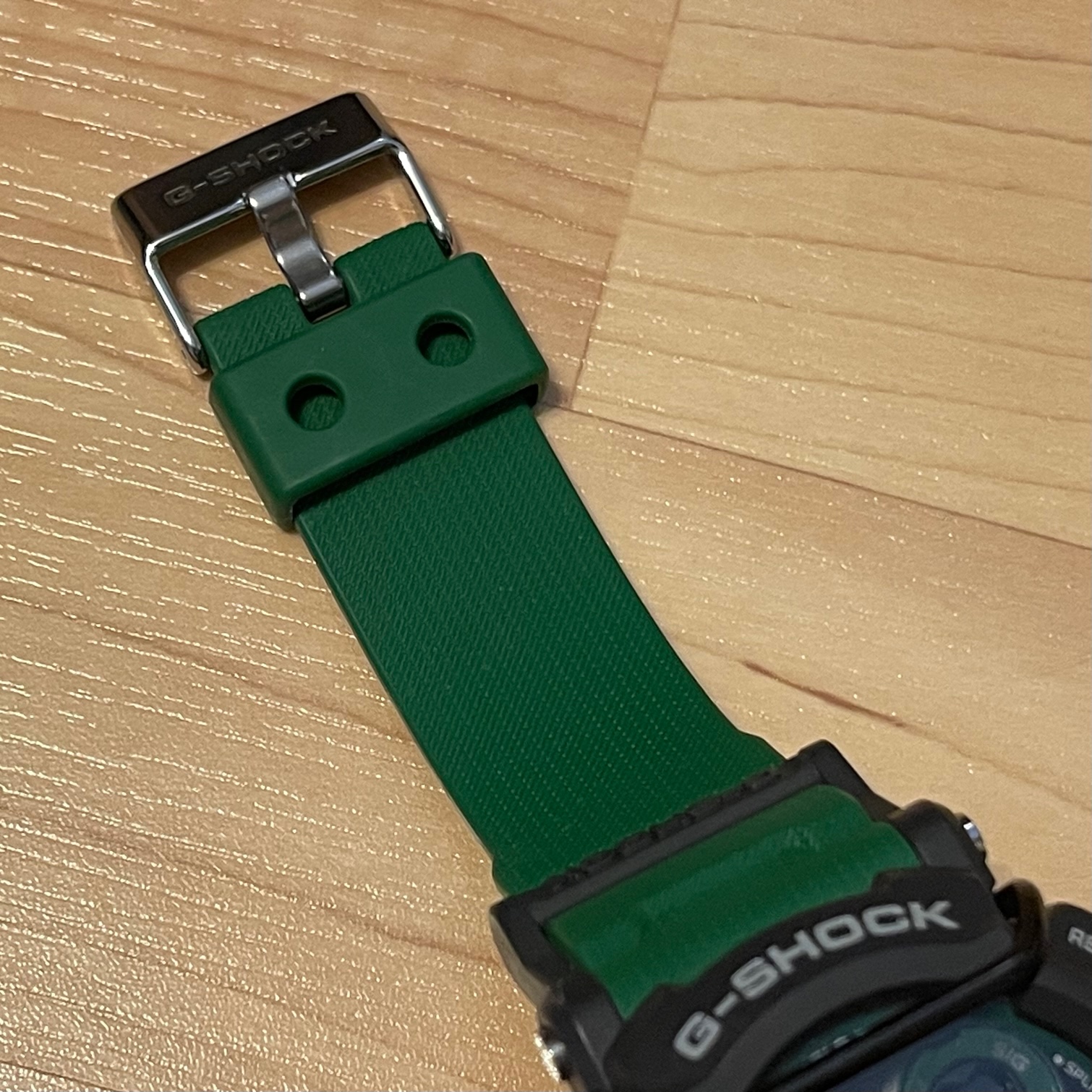 WTS] Casio G-Shock GD-400-3 Green Black Bullbar Negative Display