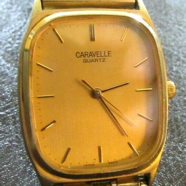 Caravelle by Bulova Men's Gold Tone Quartz Watch 42A10 P6 (Vintage 1986