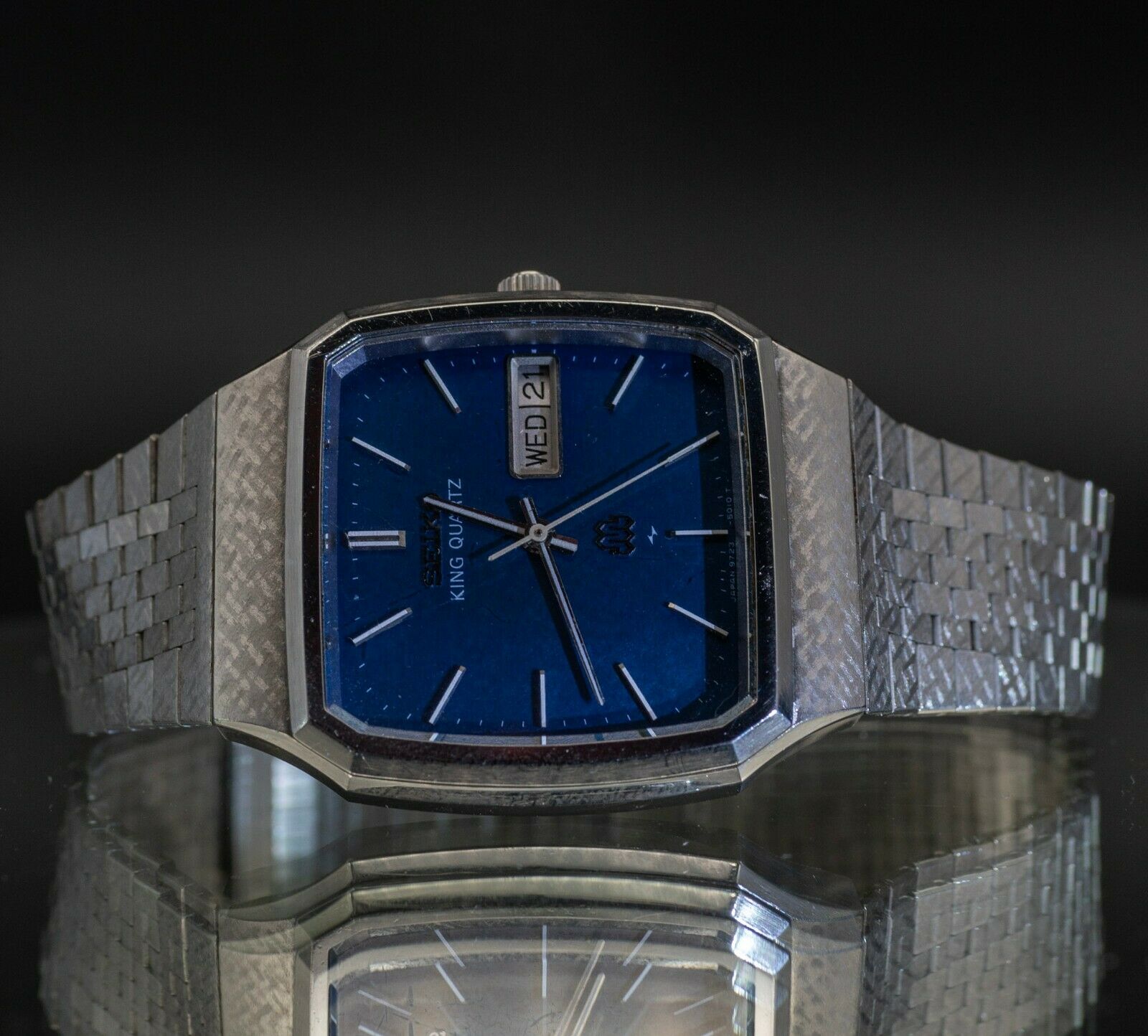 Vintage SEIKO KING QUARTZ Watch Twin Quartz Blue Boxed 9723