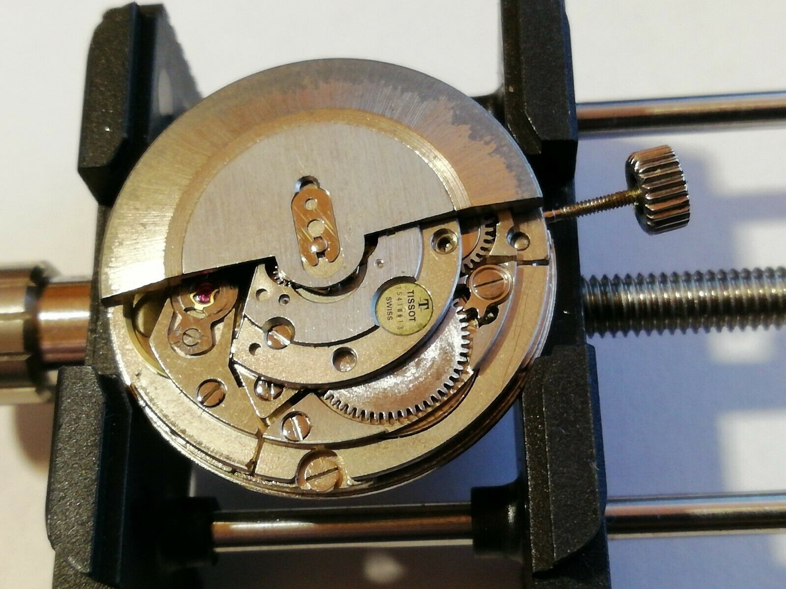 Movement TISSOT 2481 Omega 1481 WatchCharts