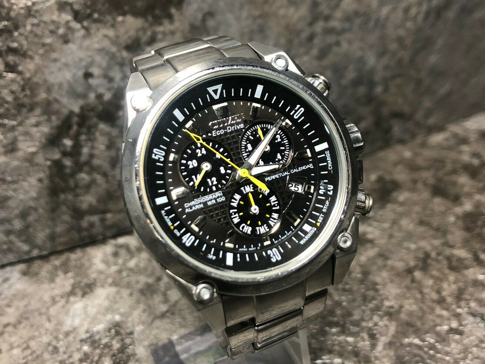 Citizen Eco-Drive E812-S057370 Watch | WatchCharts Marketplace 