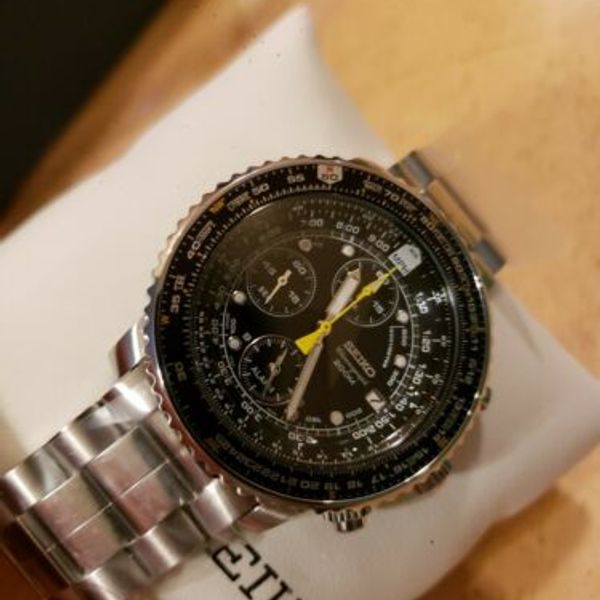 Seiko Flightmaster Pilot Alarm Chronograph 200m Men's Watch SNA411P1