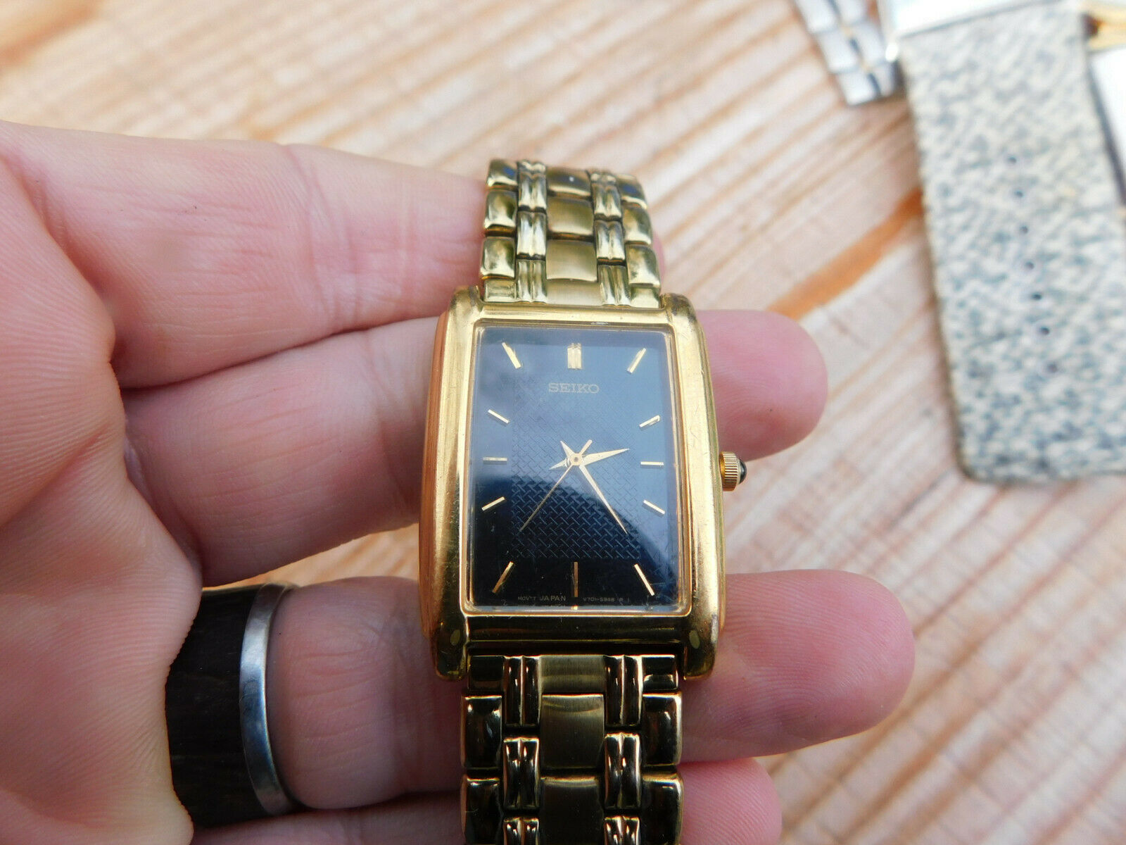 Vintage Seiko V701-5E49 Gold Tone Watch with fresh battery | WatchCharts