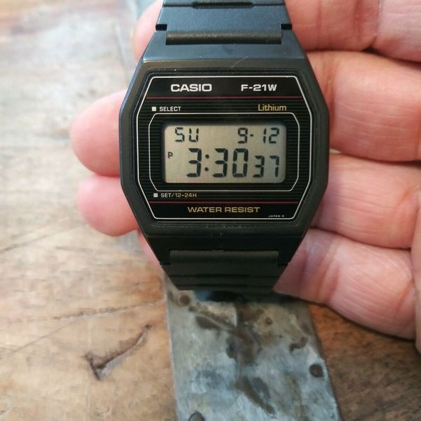 80s CASIO　F-21W CASIO　Module400　ビンテージ Vintage 1980's Casio 400 F-21W Digital LCD Mens Watch Nice