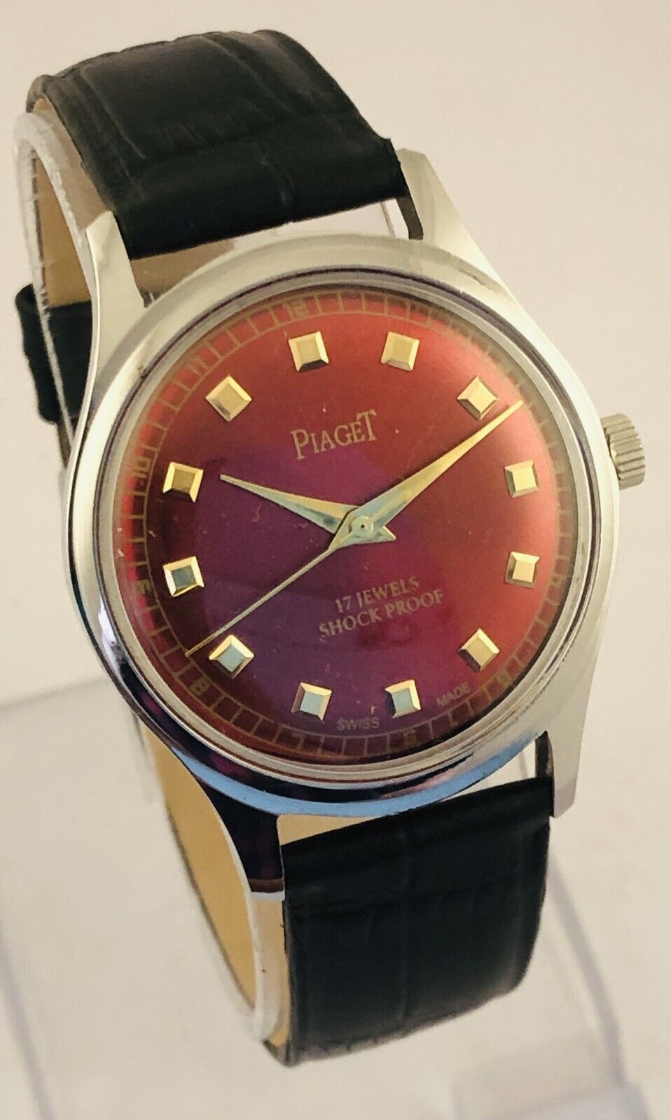 Vintage Piaget Men Hand Winding 17 Jewels Red Dial Watch Recently