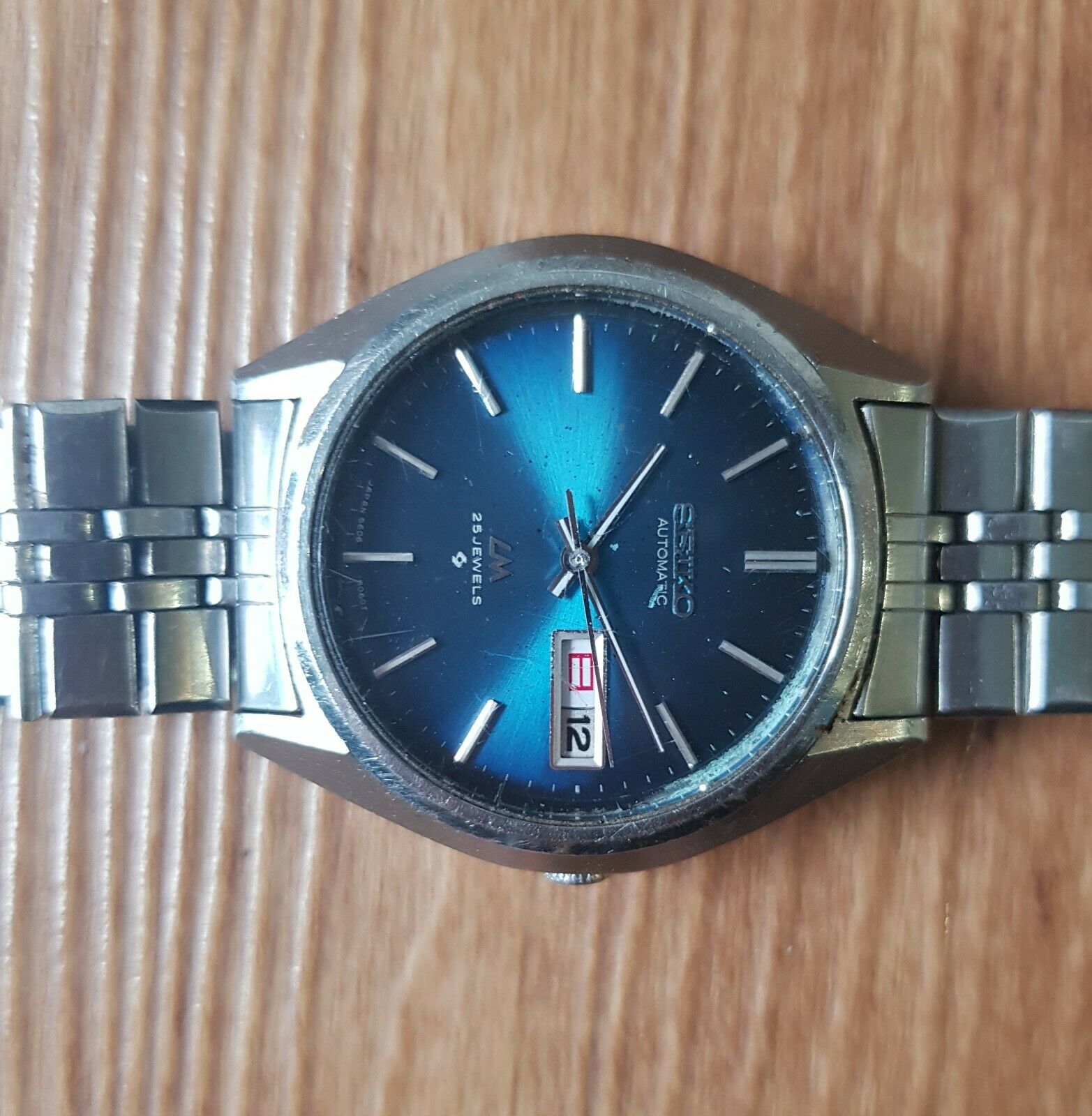 Vintage Seiko Lord Matic 5606-8030 Blue Dial 25J Kanji Mens Auto