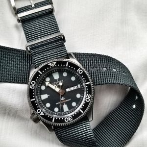 CITIZEN ダイバーズウォッチ300m 2852-266315【ジャンク】 Yahoo!オークション - CITIZEN シチズン ウォーター レジスト