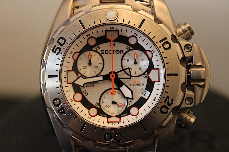 Sector 600 sale titanium chronograph