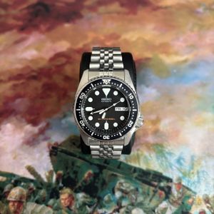 Seiko SKX013 For Sale | WatchCharts Marketplace