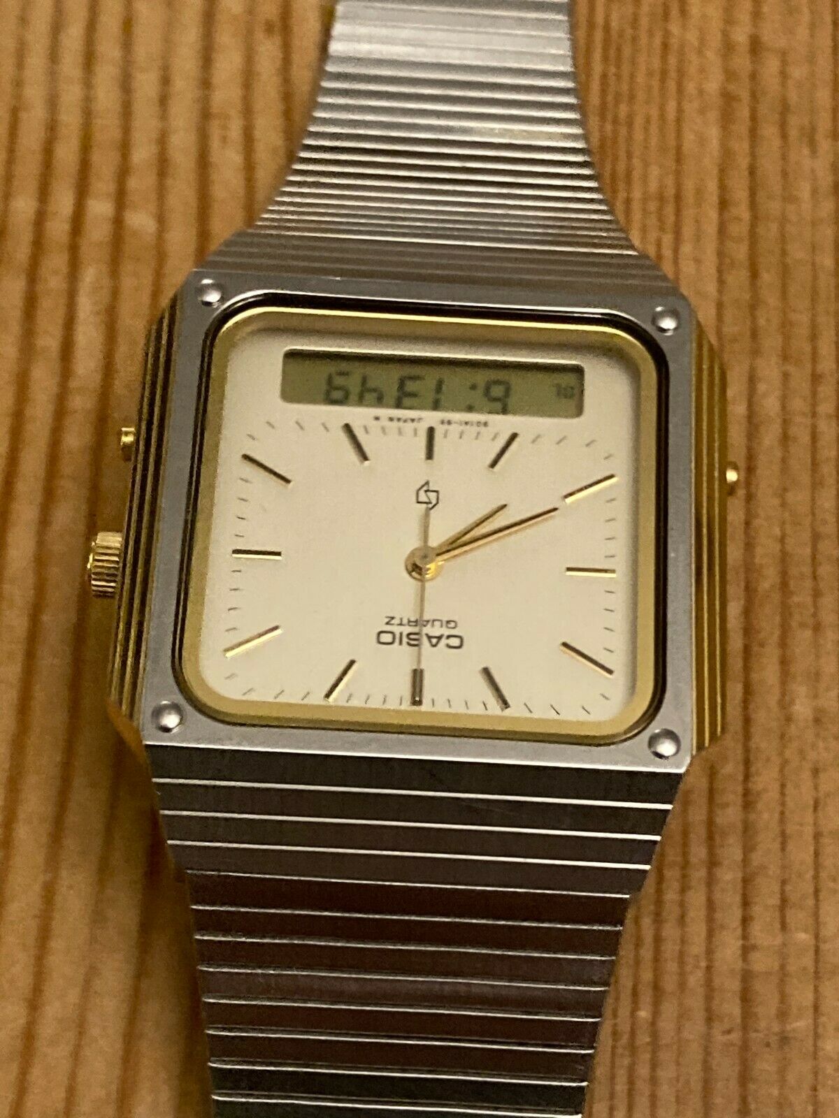 GENTS VINTAGE CASIO AQ-500 DUAL TIME WATCH 90`S | WatchCharts