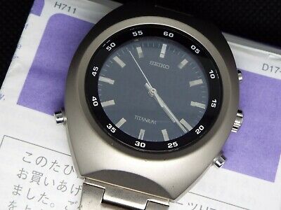 SEIKO VINTAGE DIGITAL WATCH FLOATING LCD H711 OA10