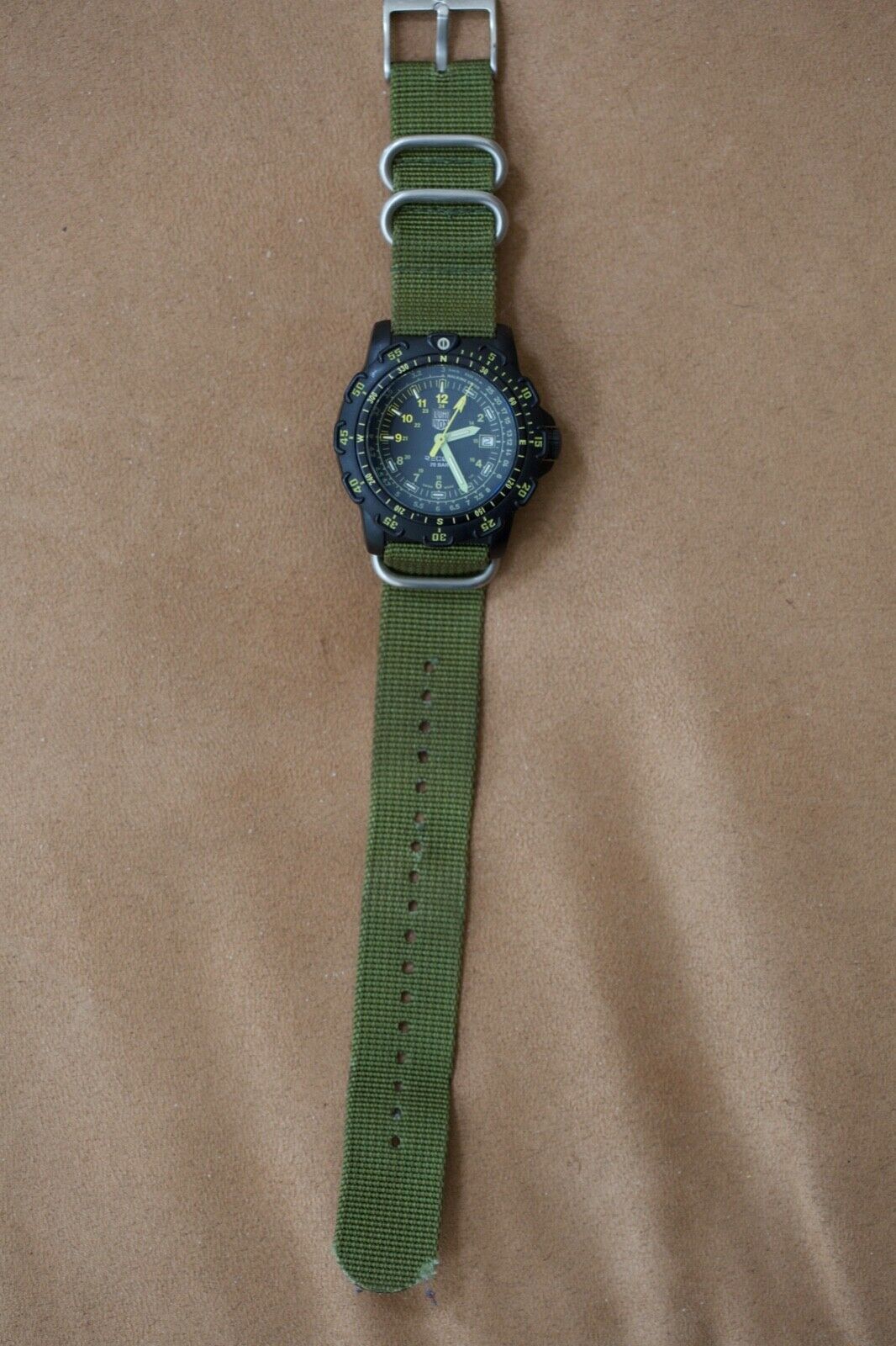 Luminox on sale 8800 strap