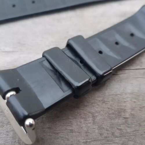 Seiko 6105-8110 Genuine XGL-731 Rubber Tyre Tread Watch