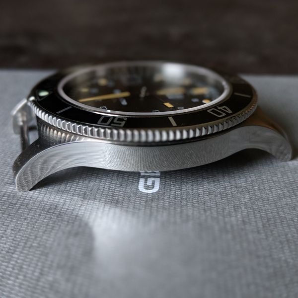 Glycine Combat Sub Vintage Lume | WatchCharts