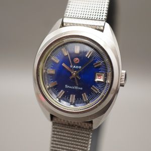 Vintage Longines Presence 153 Swiss 6798 Quartz Ladies Watch